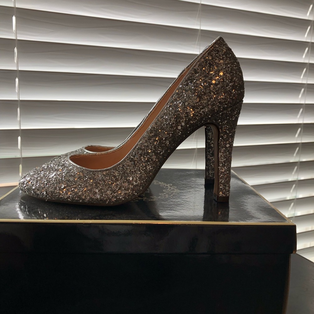 Sparkly Pumps